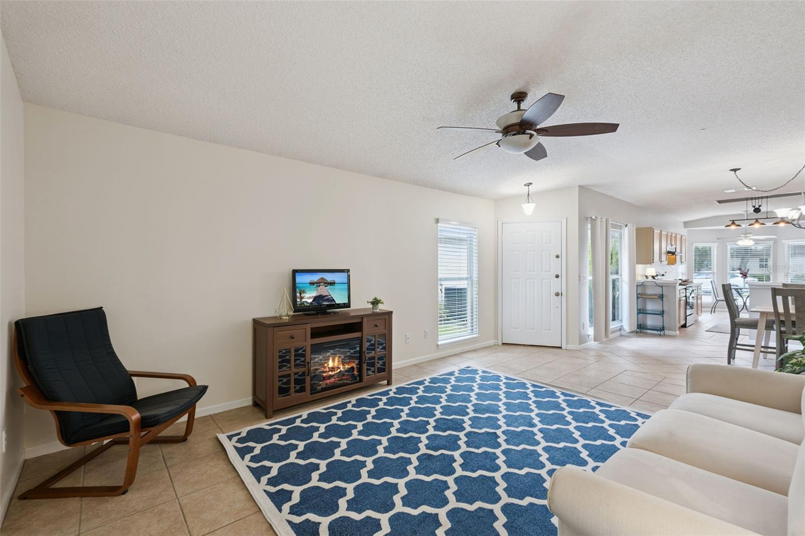 4300 CLOVERLEAF PLACE