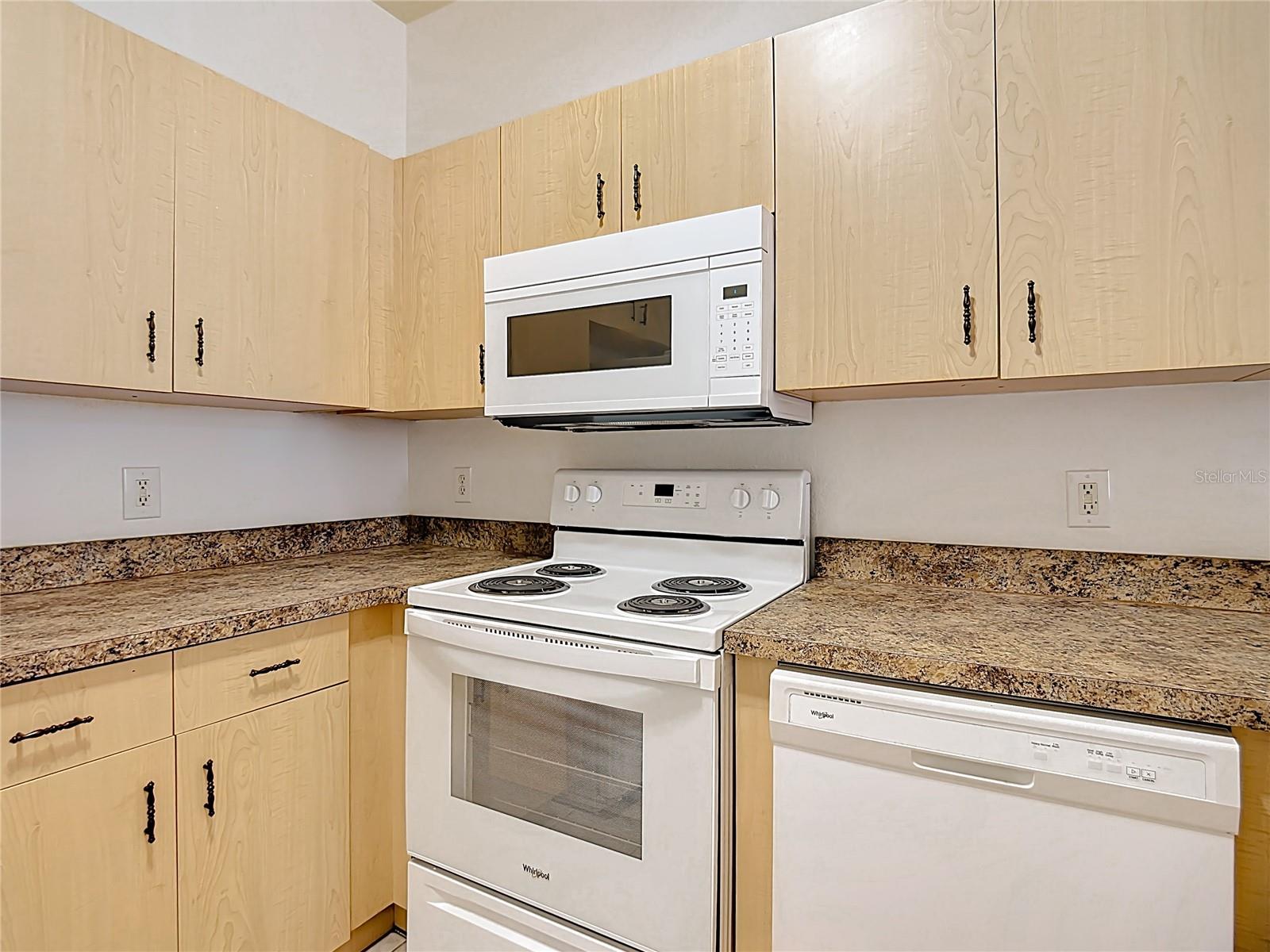 LAKE MARION GOLF RESIDENCE CONDO - Residential Lease