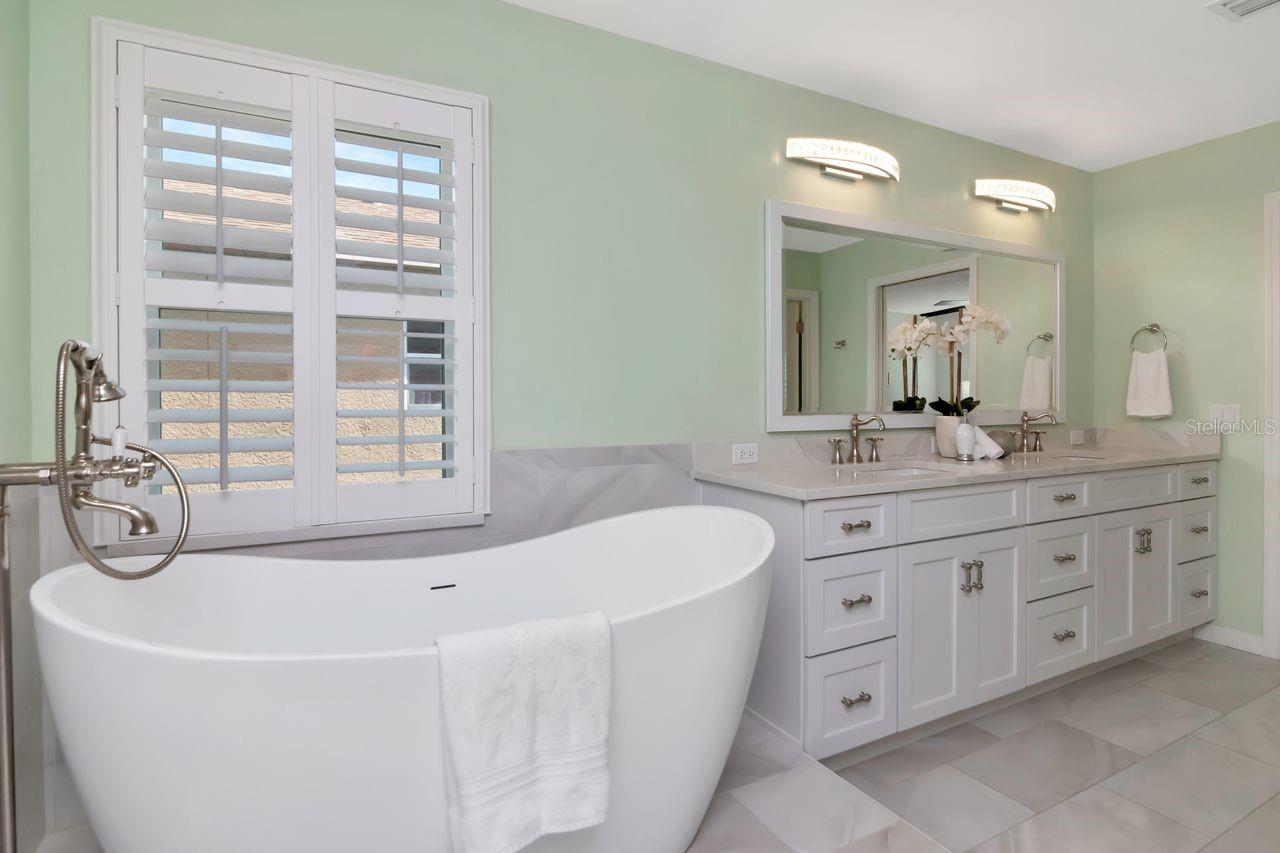 EASTLAKE OAKS PH 1 - Residential