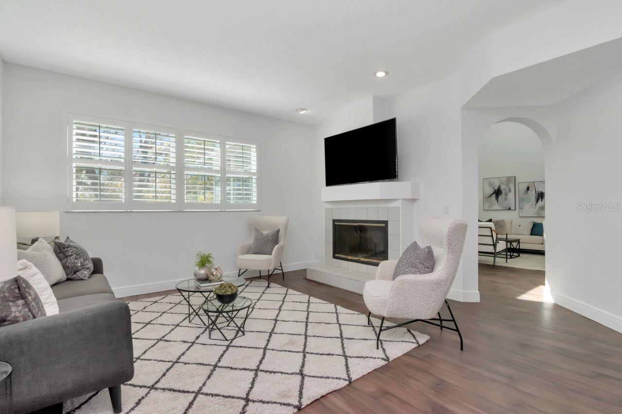 EASTLAKE OAKS PH 1 - Residential