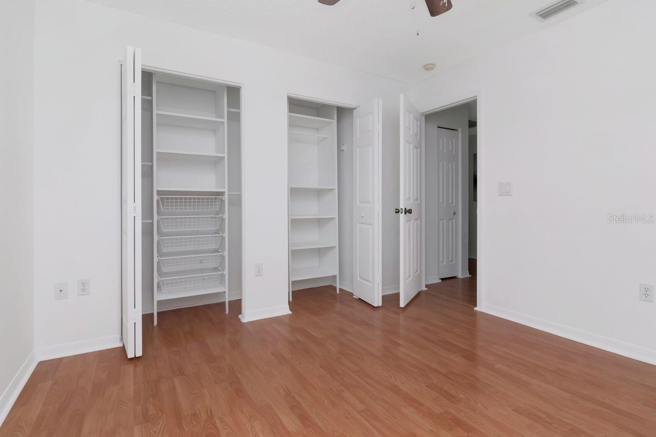 EASTLAKE OAKS PH 1 - Residential