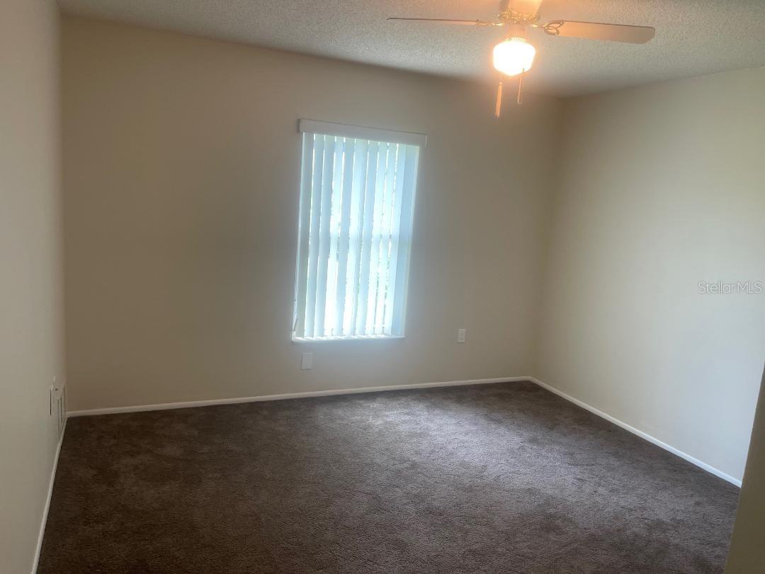 COUNTRY PLACE - Residential Lease