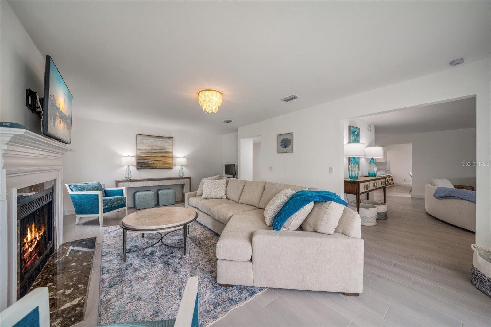 BELLEVUE ESTATES ISLAND 1ST ADD - Residential