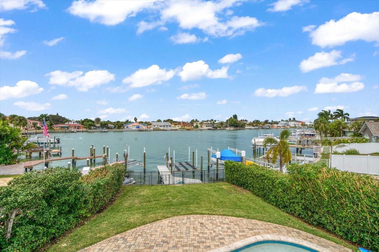 BELLEVUE ESTATES ISLAND 1ST ADD - Residential