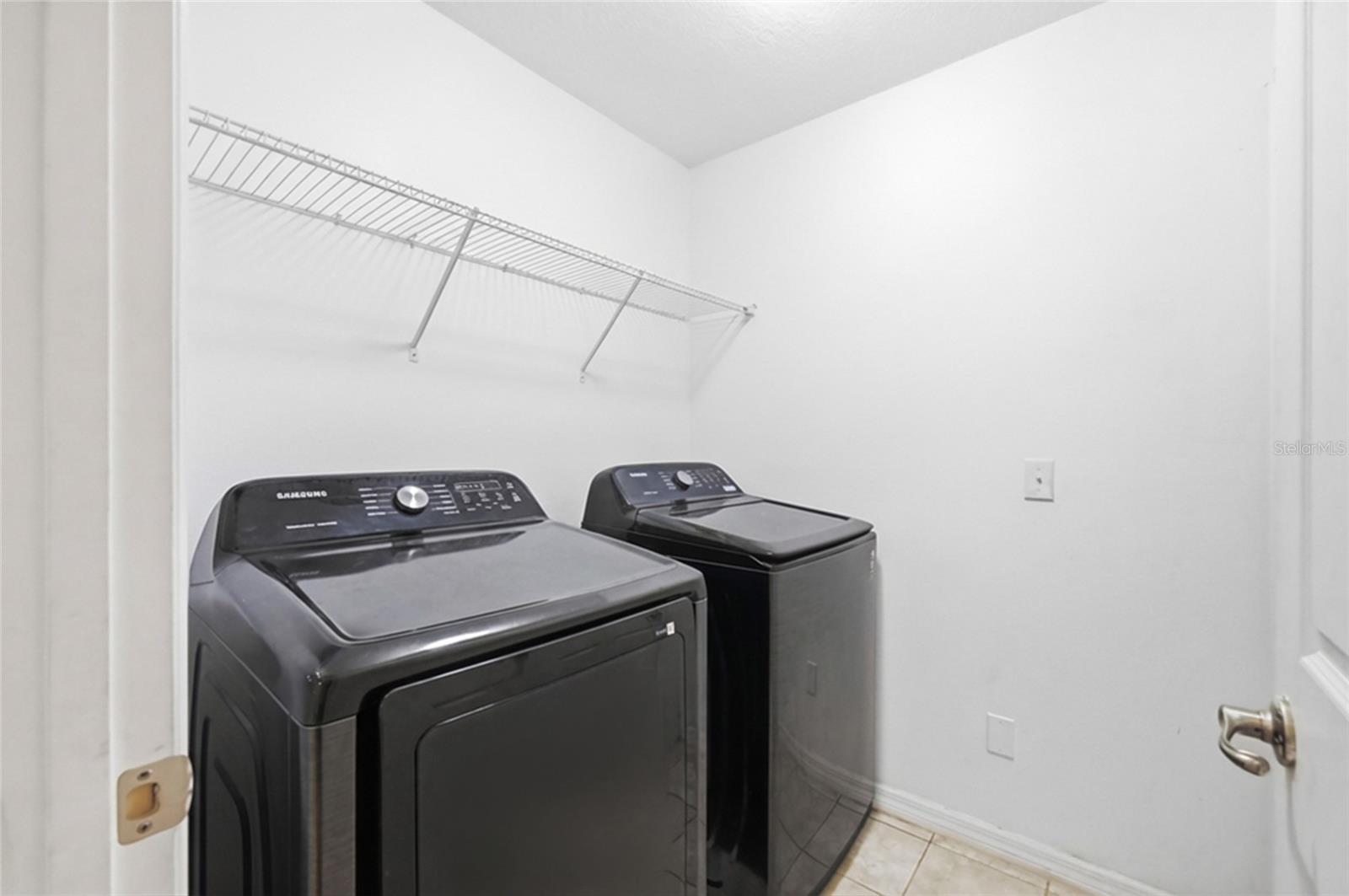 HOLLY CRK PH 2 - Residential