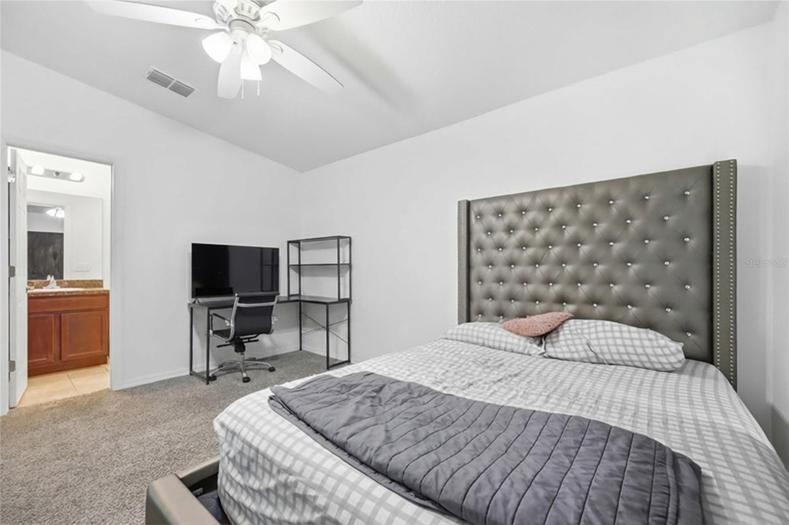 HOLLY CRK PH 2 - Residential