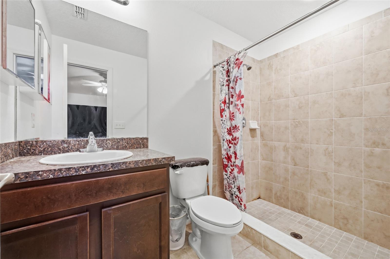 HOLLY CRK PH 2 - Residential