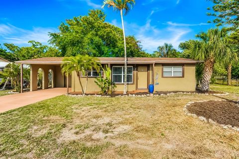 Photo of 4219 35th Street W, Bradenton, FL 34205 (MLS # A4693364)