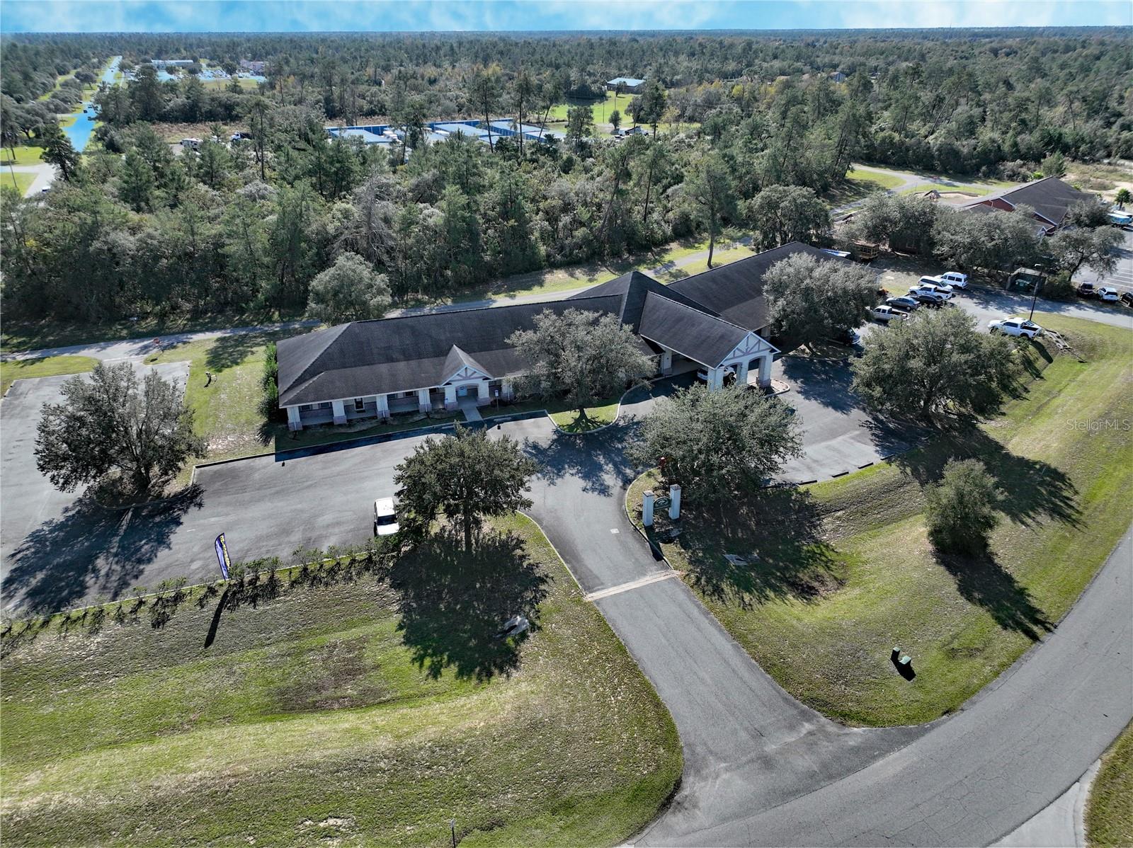 MARION OAKS UN 02 - Commercial Lease