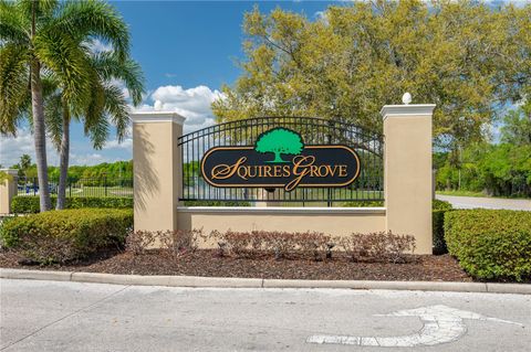 A home in WINTER HAVEN