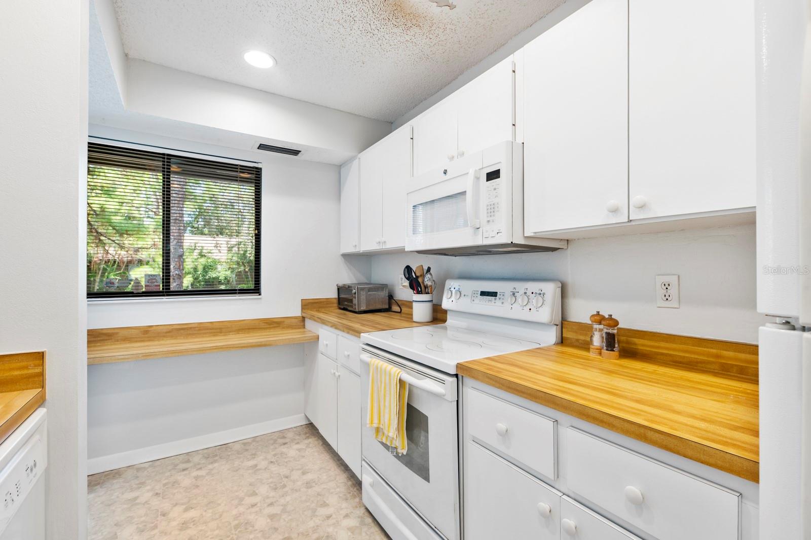 PELICAN COVE XIV - Residential