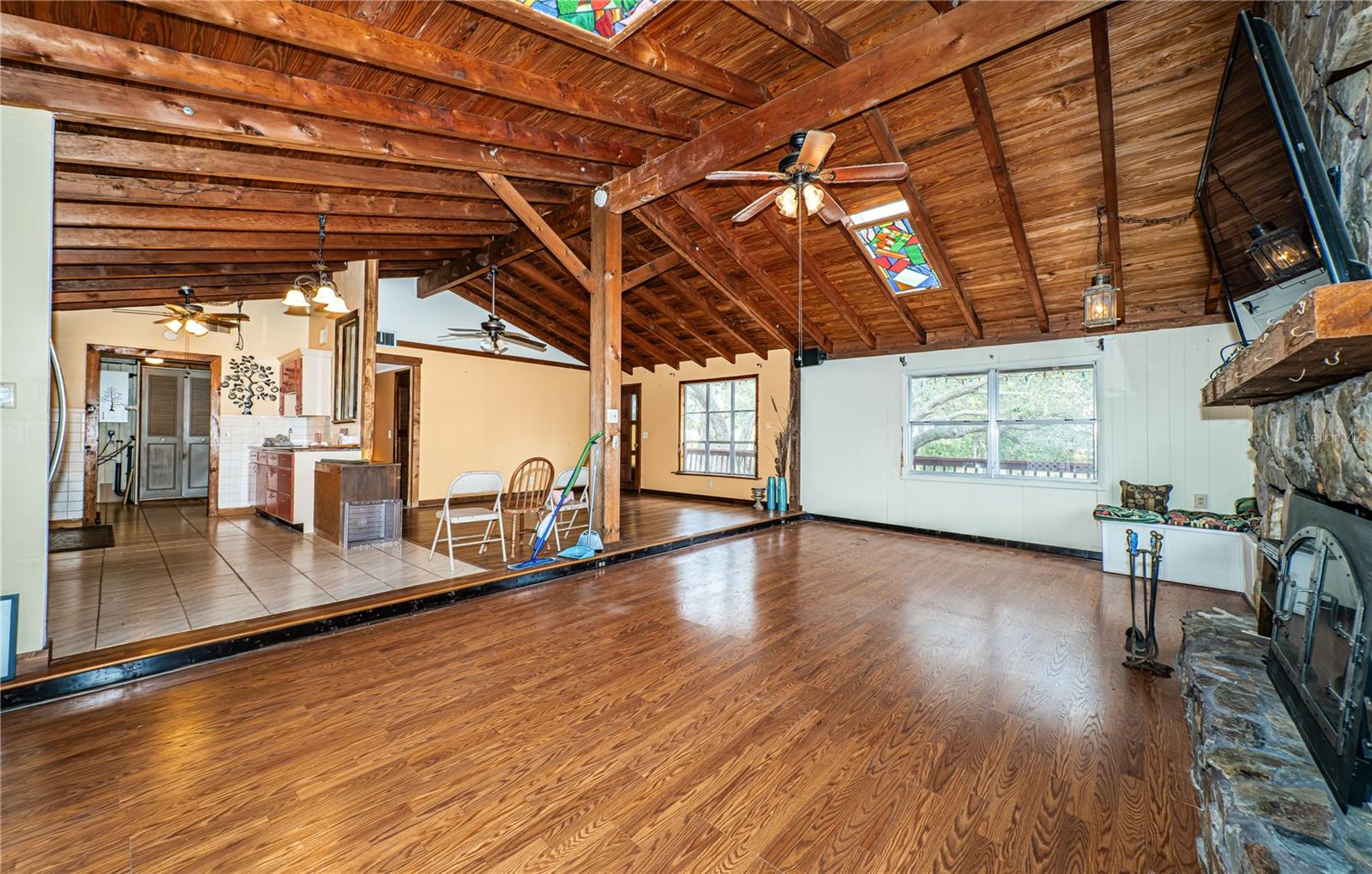 SUNSET HILLS - Residential