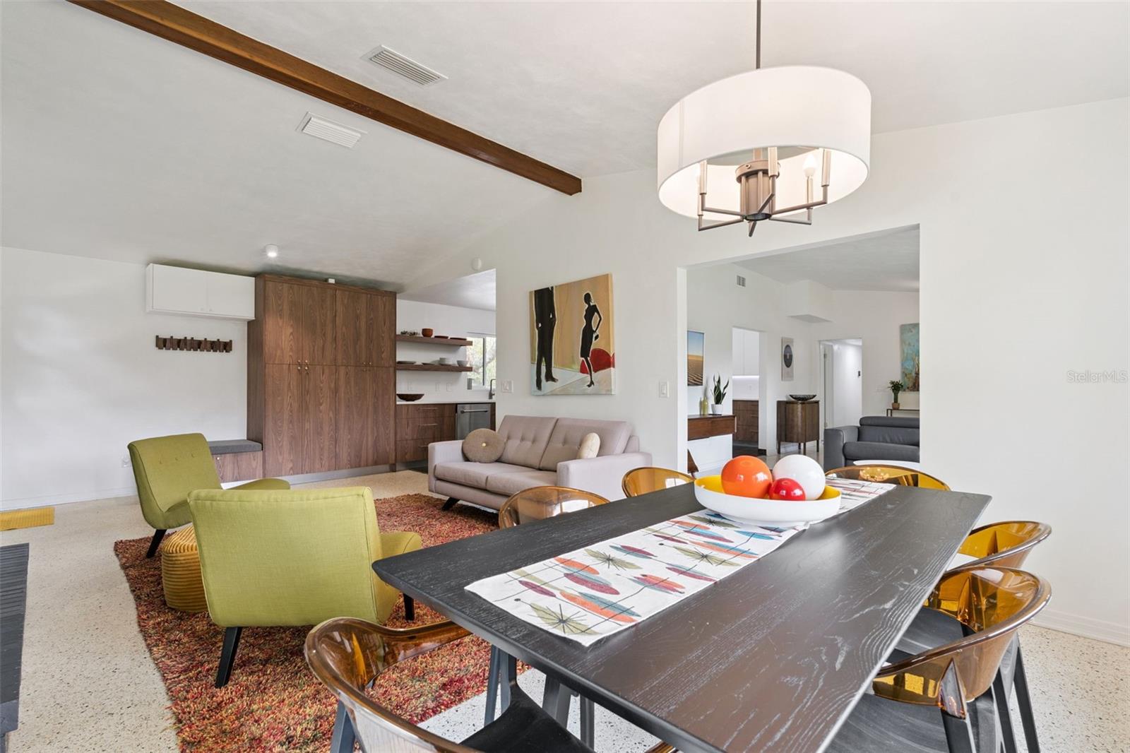 CRESCENT COVE HEIGHTS - Residential