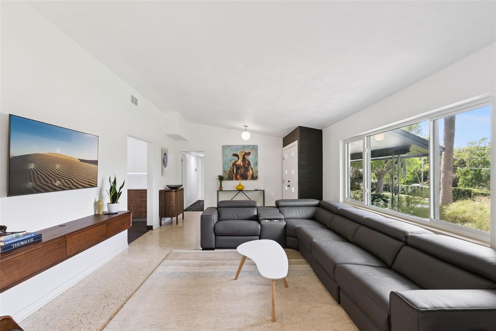 CRESCENT COVE HEIGHTS - Residential