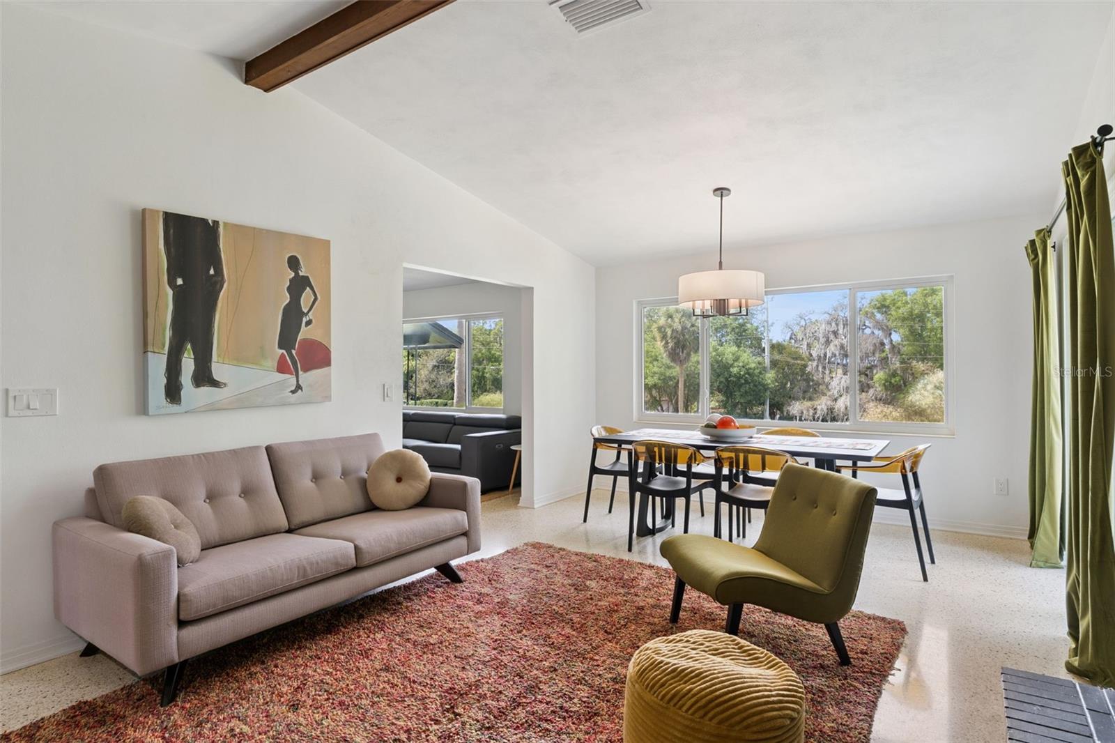 CRESCENT COVE HEIGHTS - Residential