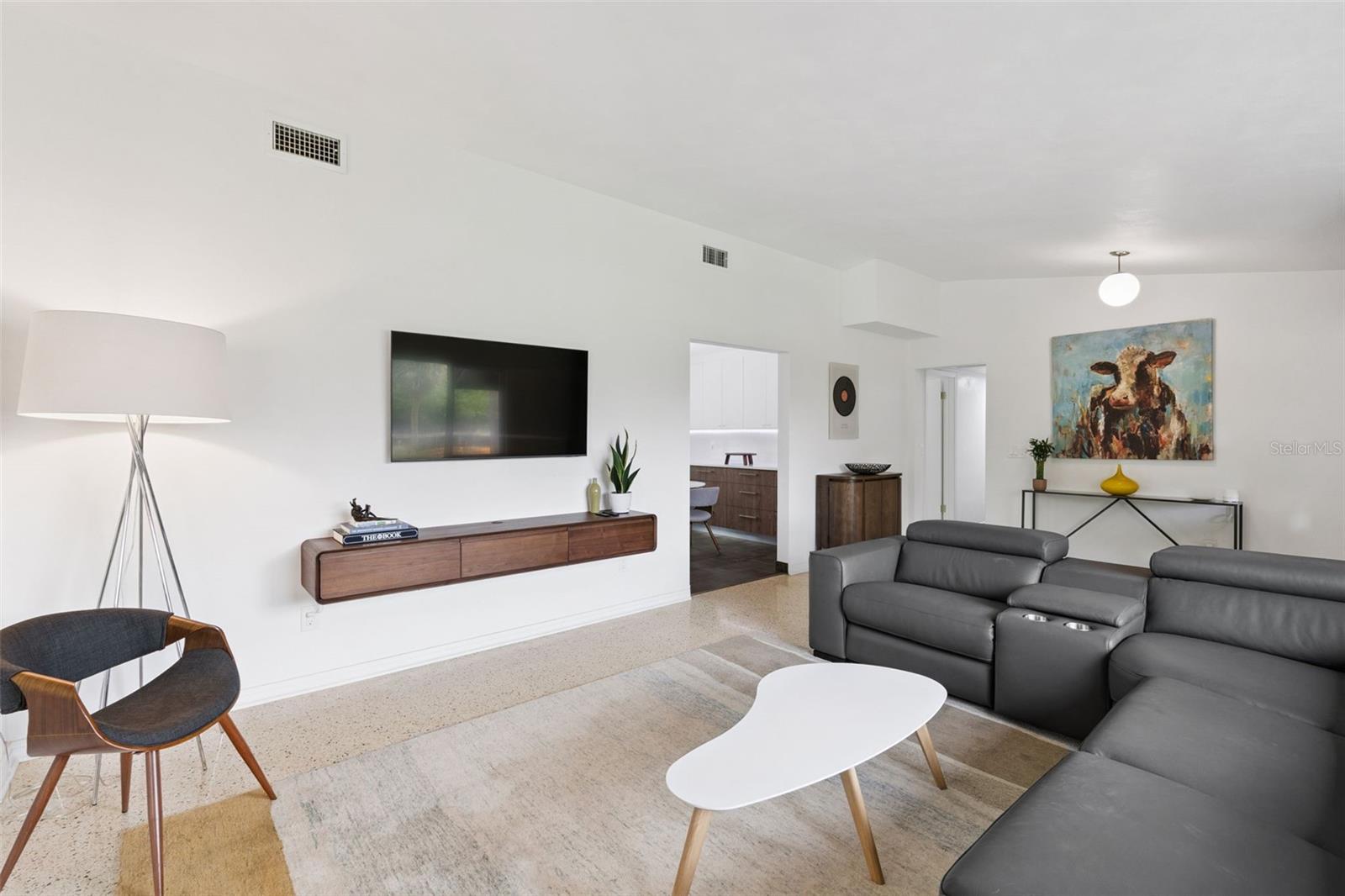 CRESCENT COVE HEIGHTS - Residential