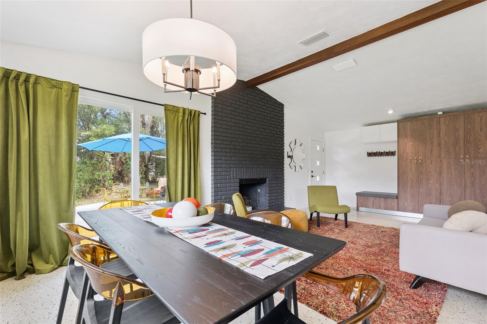 CRESCENT COVE HEIGHTS - Residential