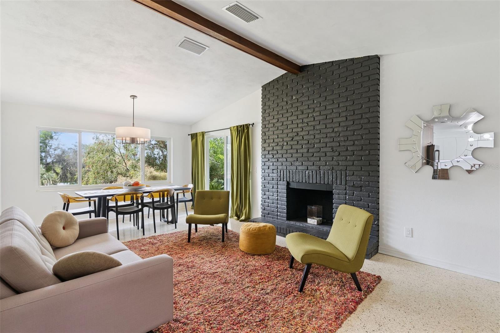 CRESCENT COVE HEIGHTS - Residential