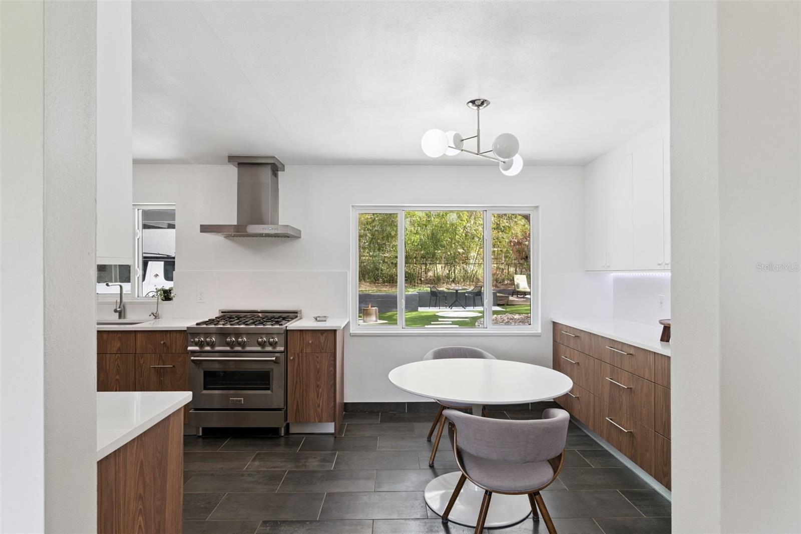 CRESCENT COVE HEIGHTS - Residential