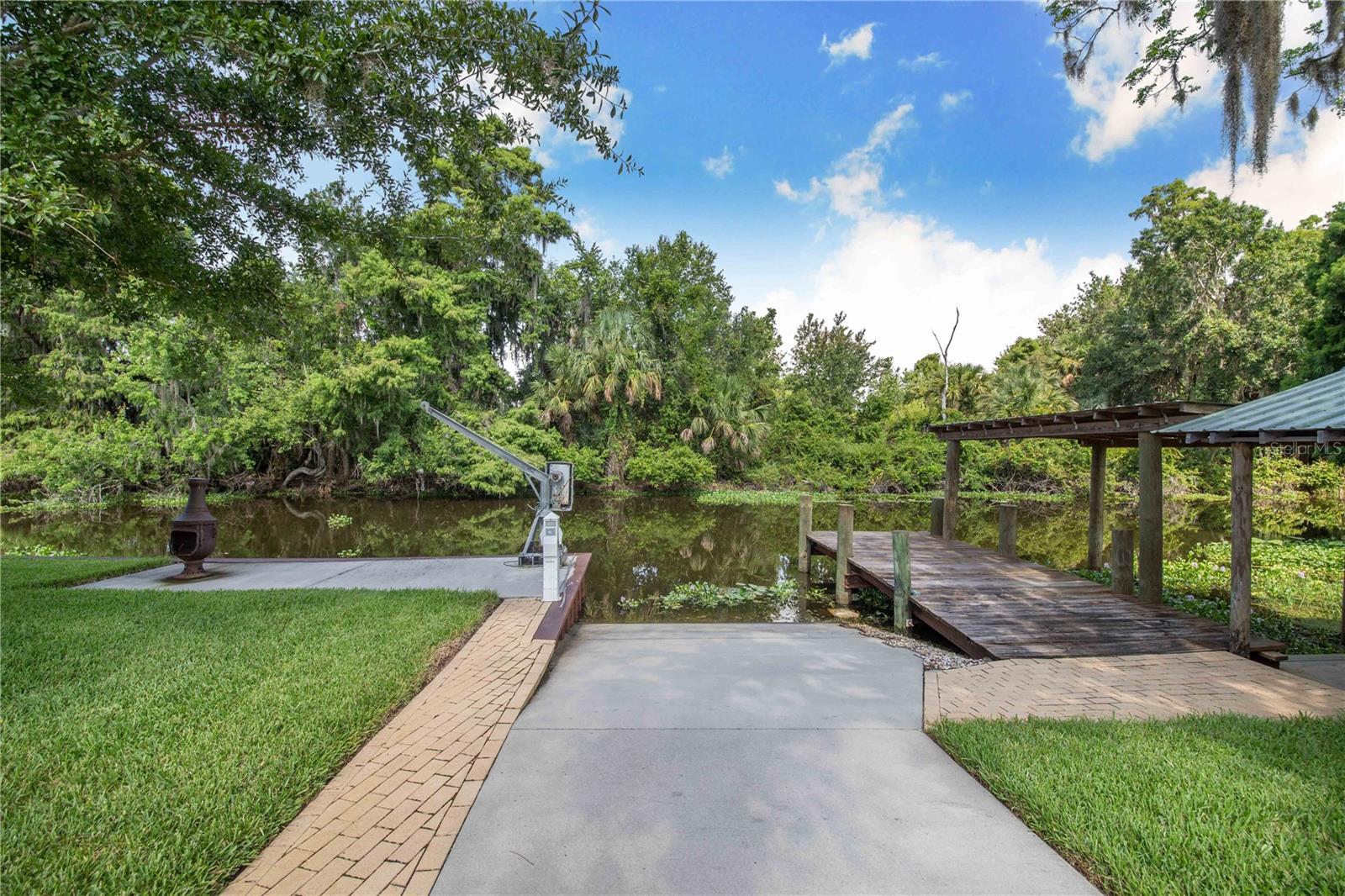 CHERRY POCKET - Residential