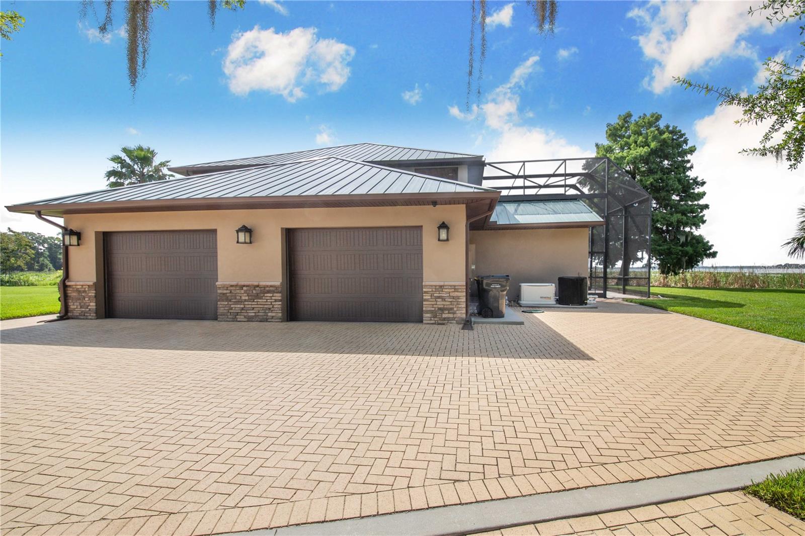 CHERRY POCKET - Residential