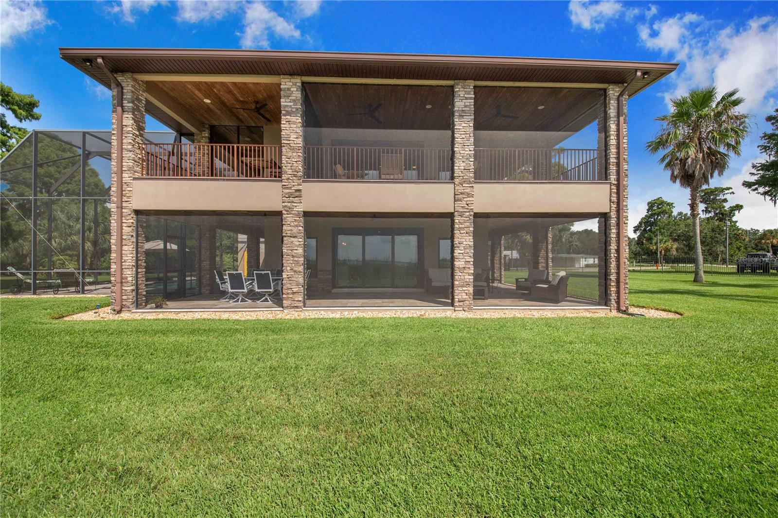 CHERRY POCKET - Residential