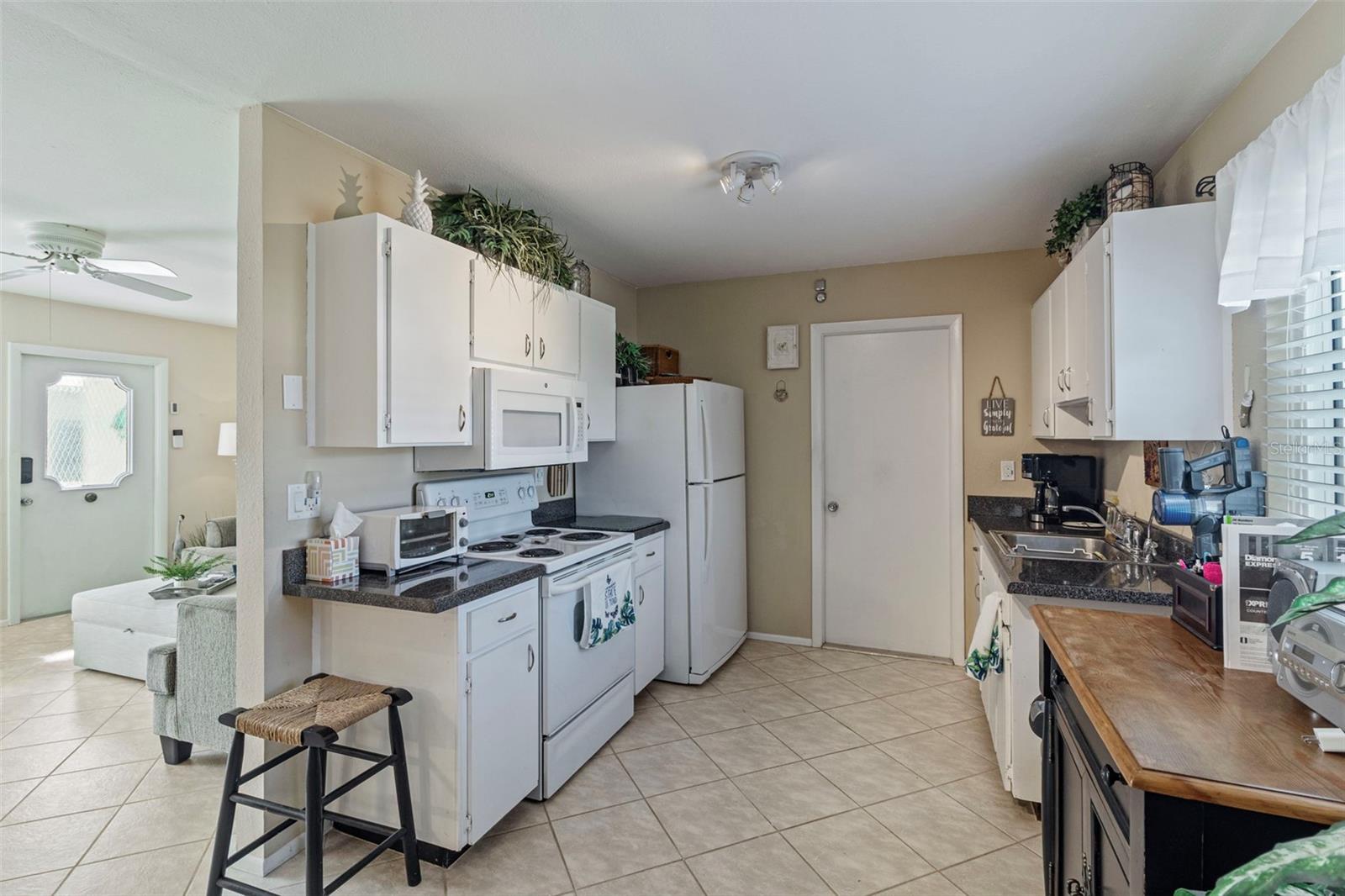 PORT CHARLOTTE 15 REP 02 - Residential