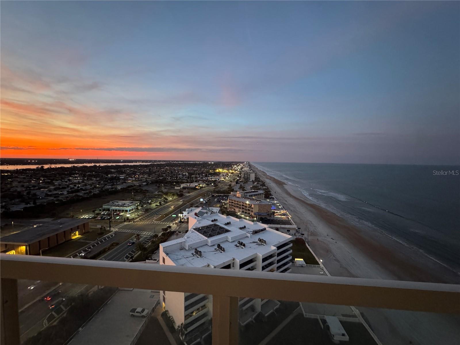 DAYTONA BEACH ALIKI TOWER PT UNIT S CONDO - Residential