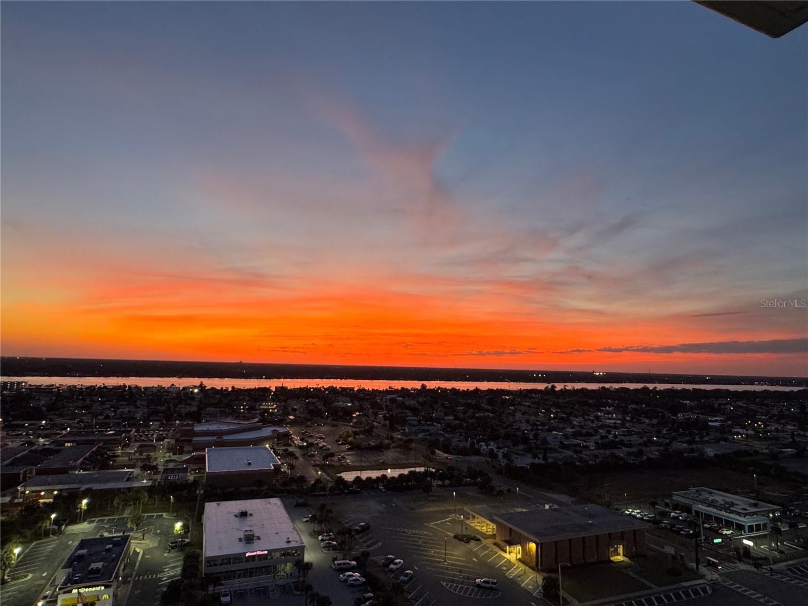 DAYTONA BEACH ALIKI TOWER PT UNIT S CONDO - Residential