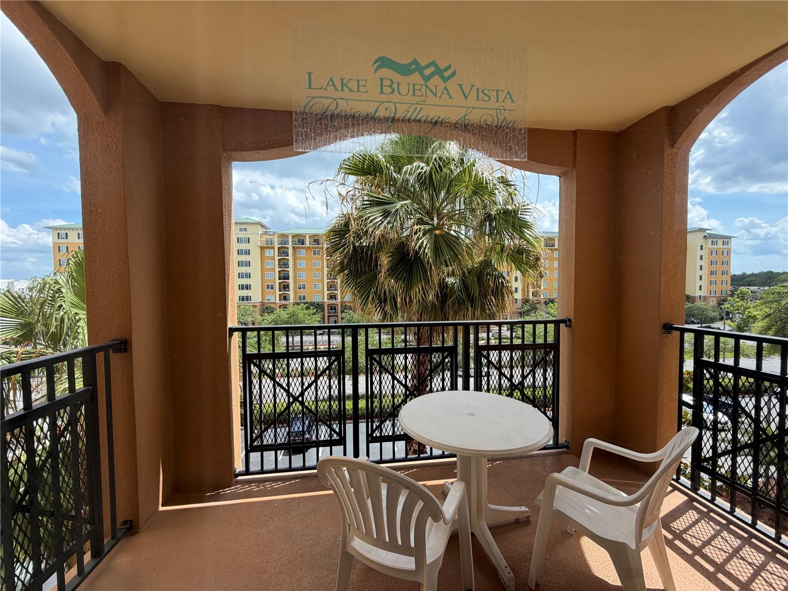 LAKE BUENA VISTA RESIDENCE VILLAGE 02 - Residential