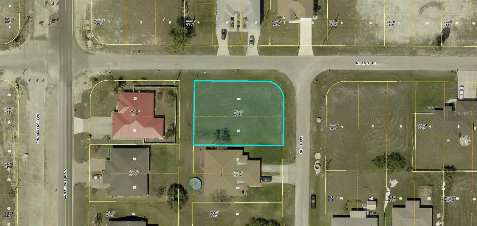 Oversized corner lot zoned multi-family. Here is the investment opportunity you've been seeking! A premium duplex lot with city water, sewer, and irrigation, competitively priced for immediate acquisition. Additionally, this property is NOT in a flood zone! Enjoy convenient proximity to upscale shopping venues, fine dining establishments, and abundant recreational activities. For discerning investors and developers interested in multi-unit development projects, the seller also has three additional adjacent lots. We encourage you to act promptly on this rare and time-sensitive investment opportunity.