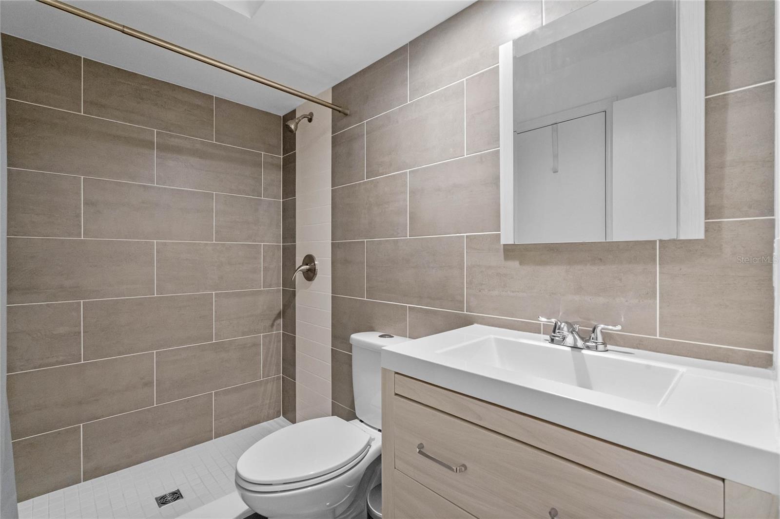 CEDARWOOD VILLAGE 1 - Residential