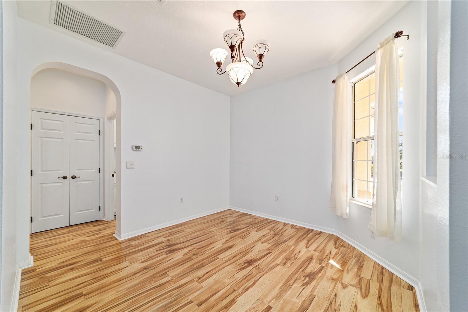 ON TOP OF THE WORLD/CANDLER HILLS EAST PH I UN B - Residential