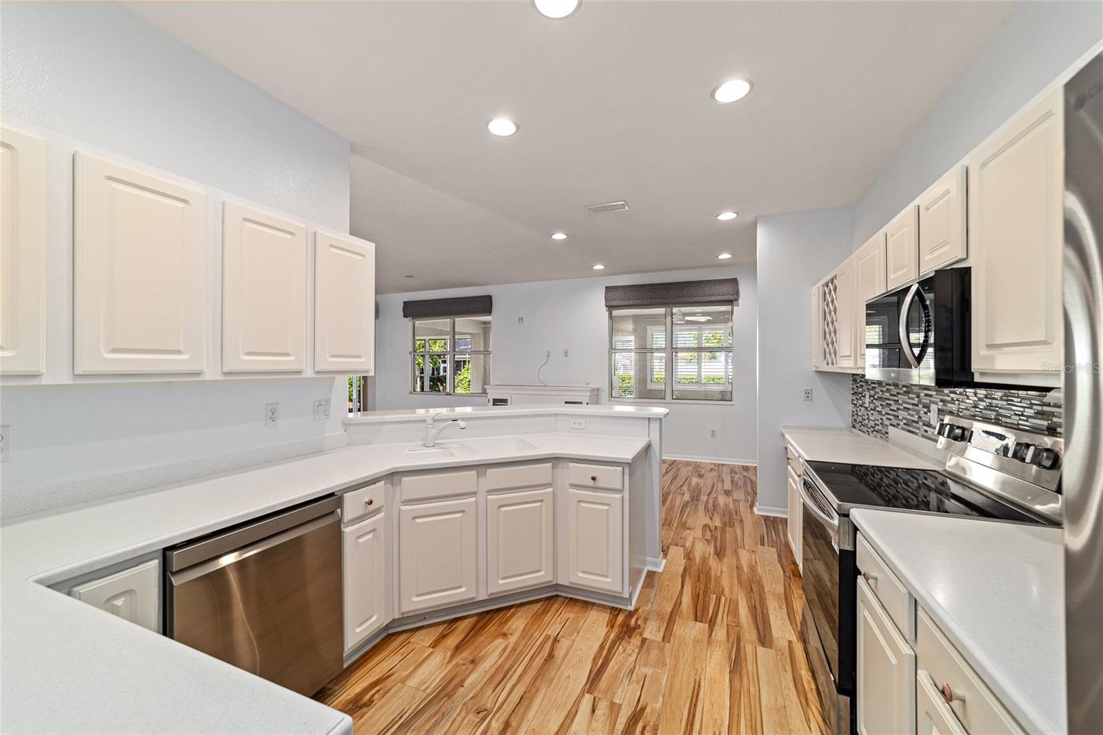 ON TOP OF THE WORLD/CANDLER HILLS EAST PH I UN B - Residential