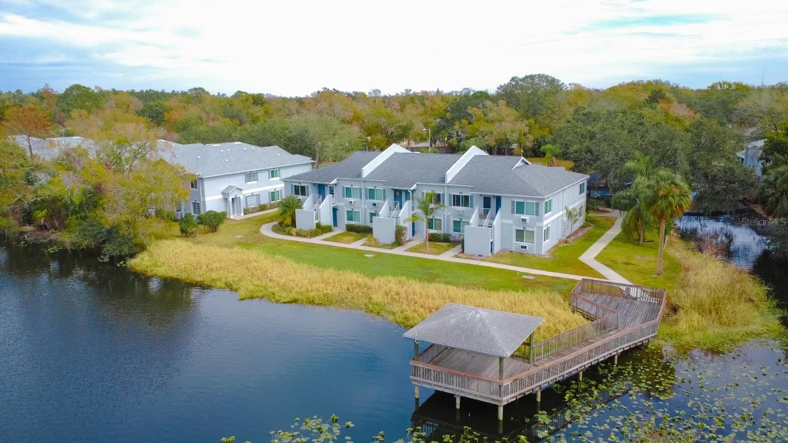 WATERSIDE CONDO II - Residential