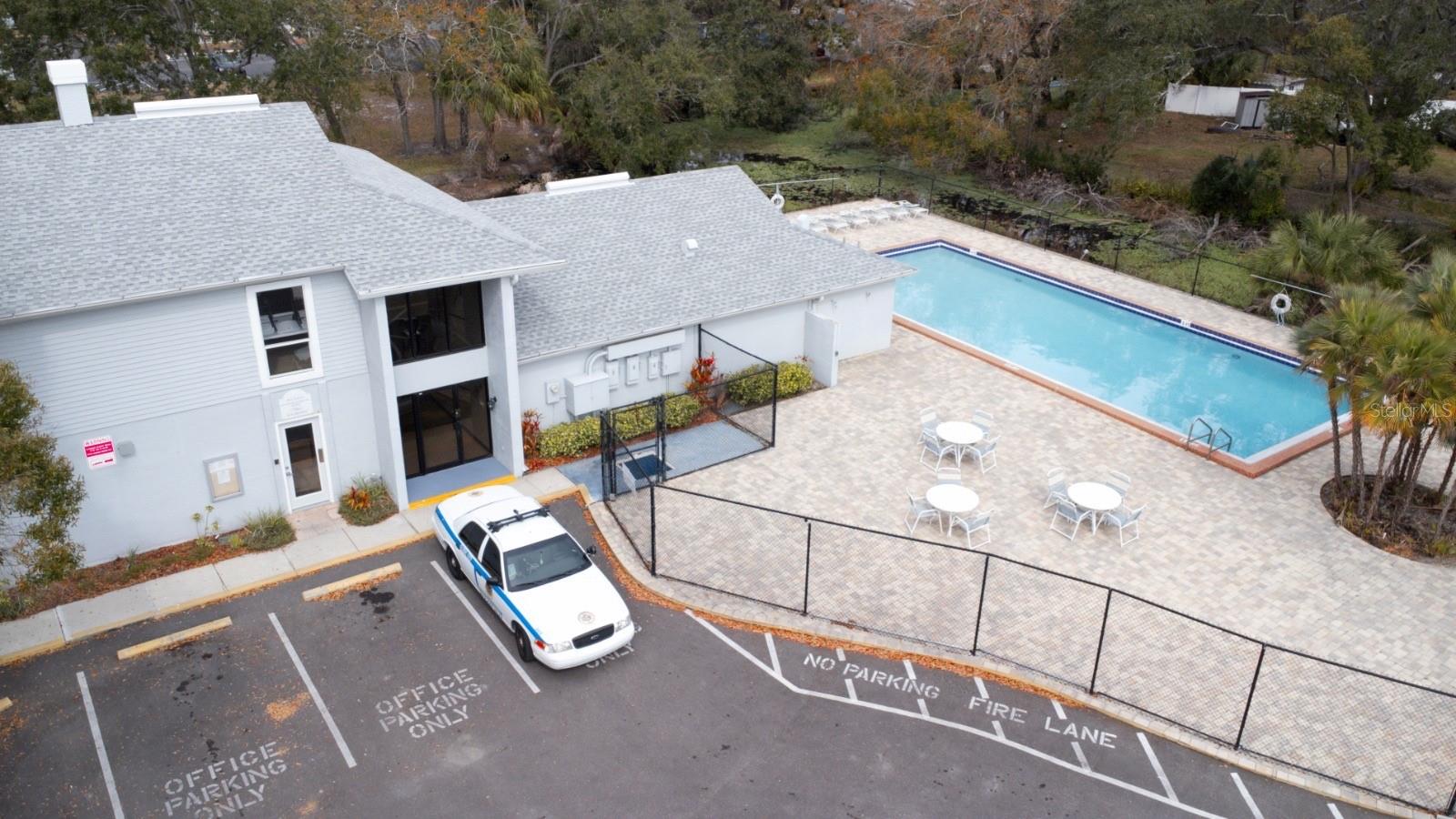 WATERSIDE CONDO II - Residential