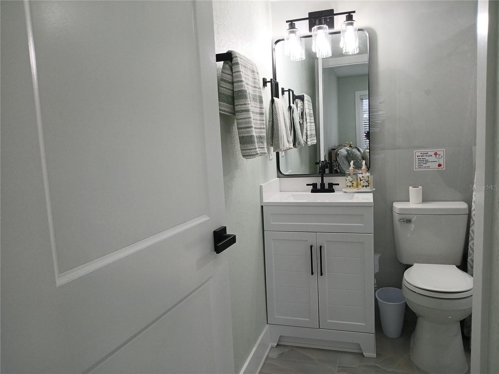 WATERSIDE CONDO II - Residential