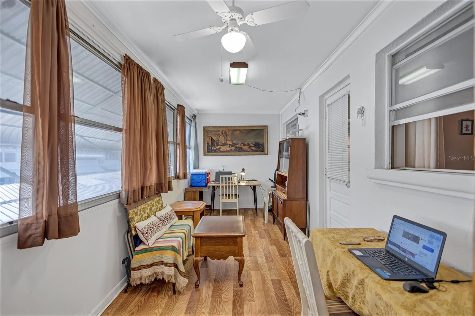 TOWN APTS CONDO - Residential