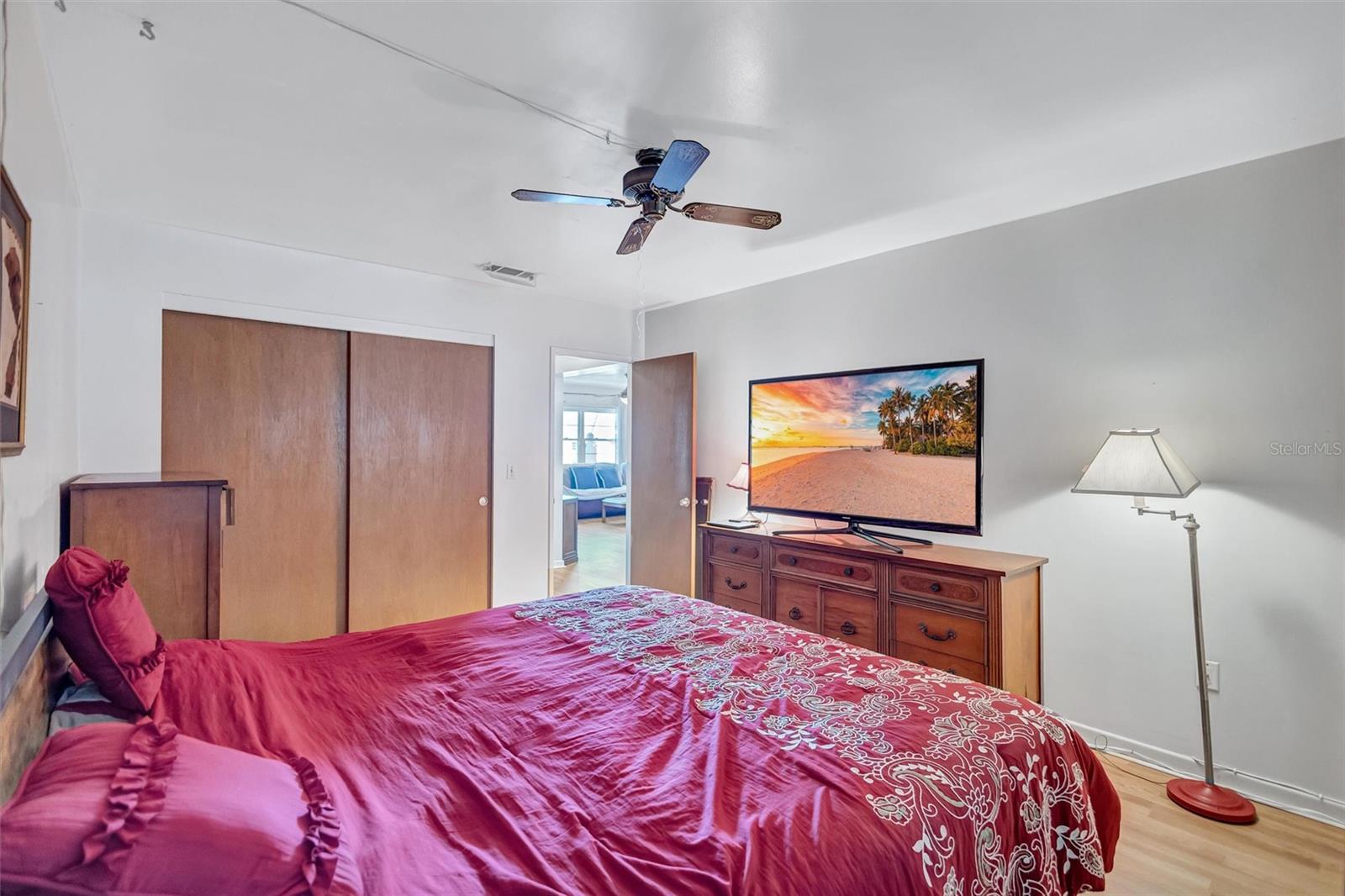 TOWN APTS CONDO - Residential