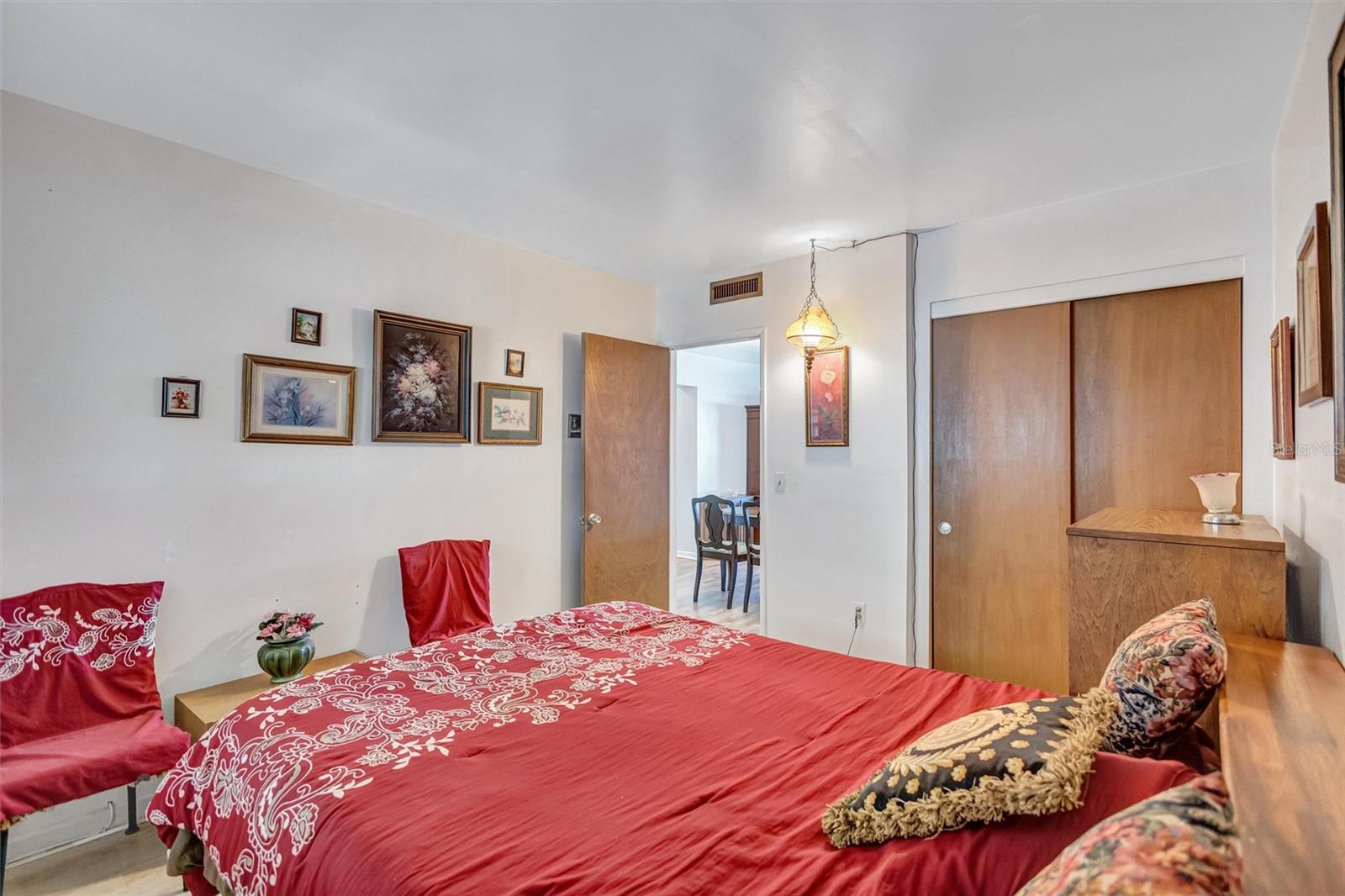 TOWN APTS CONDO - Residential