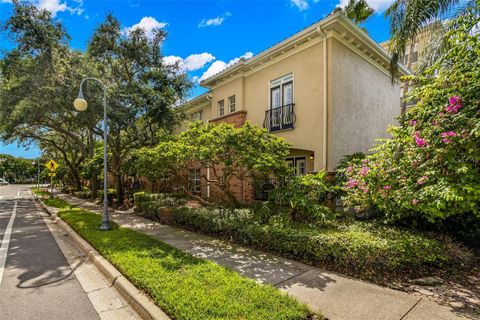 A home in TAMPA