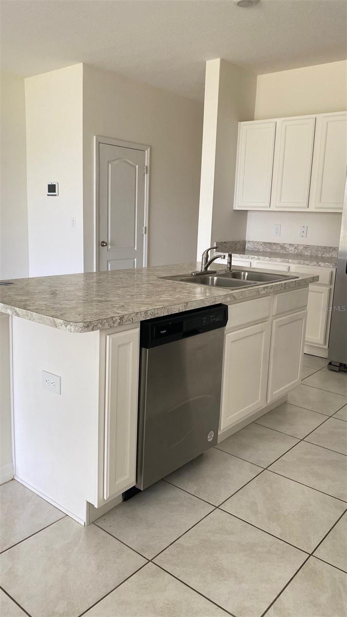 FELTRIM RESERVE - Residential Lease