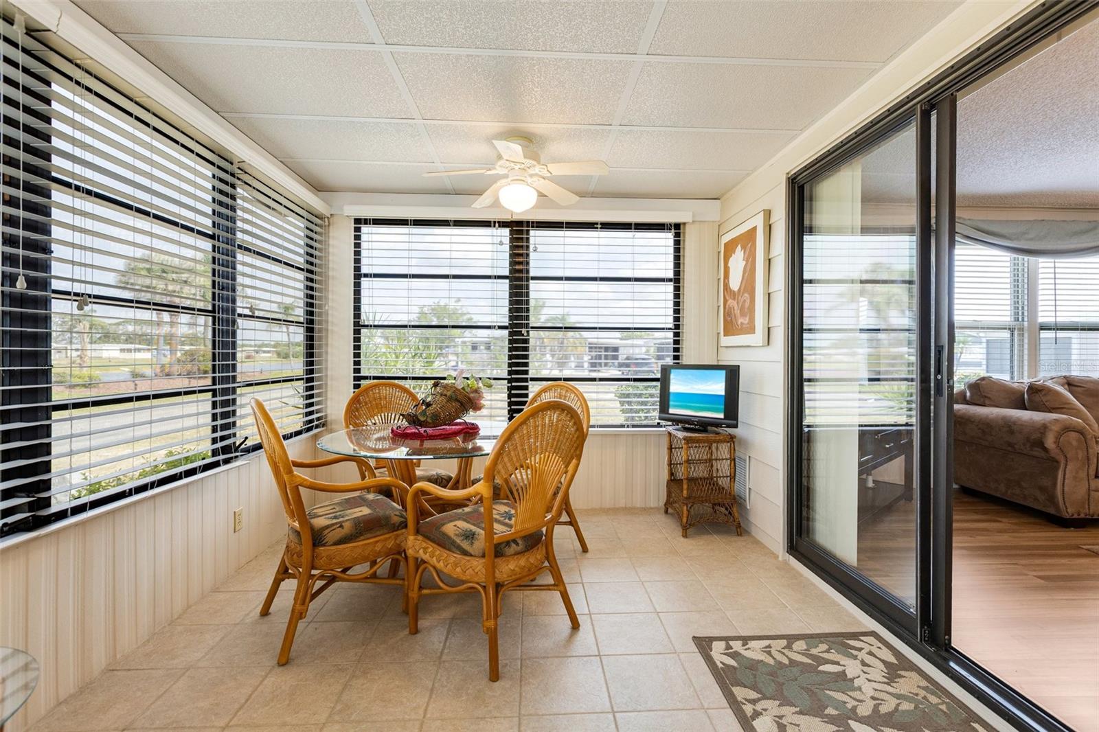 LA CASA MHP CO-OP - Residential