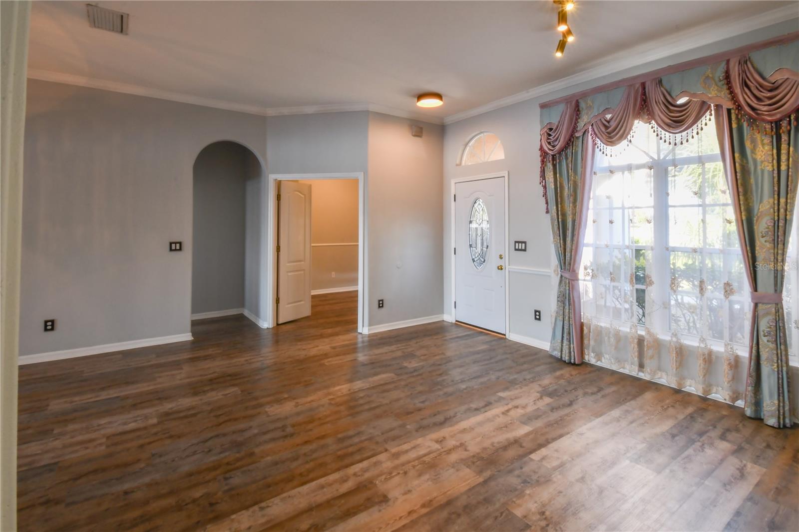 LAKE OLYMPIA CLUB - Residential