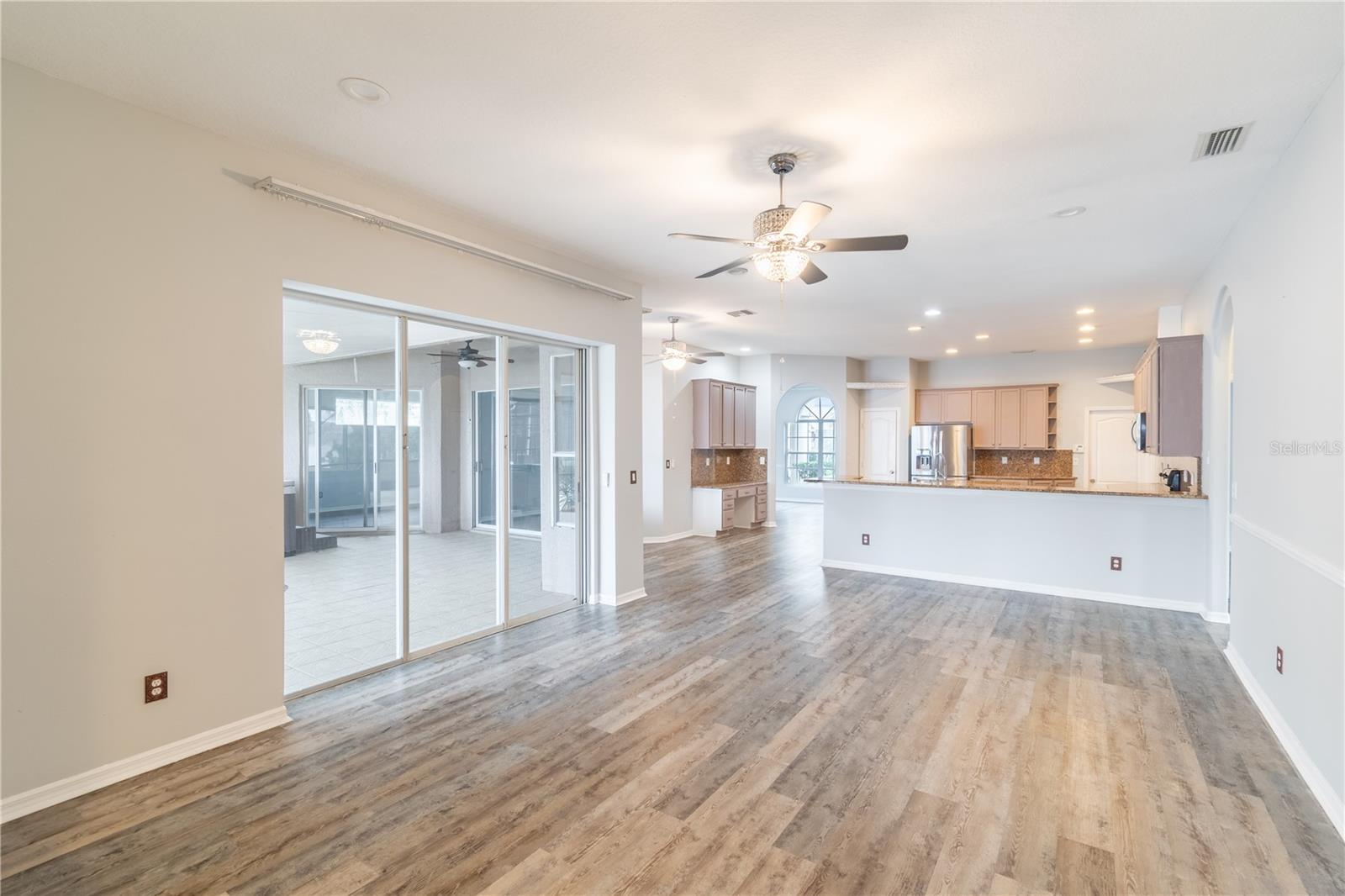 LAKE OLYMPIA CLUB - Residential
