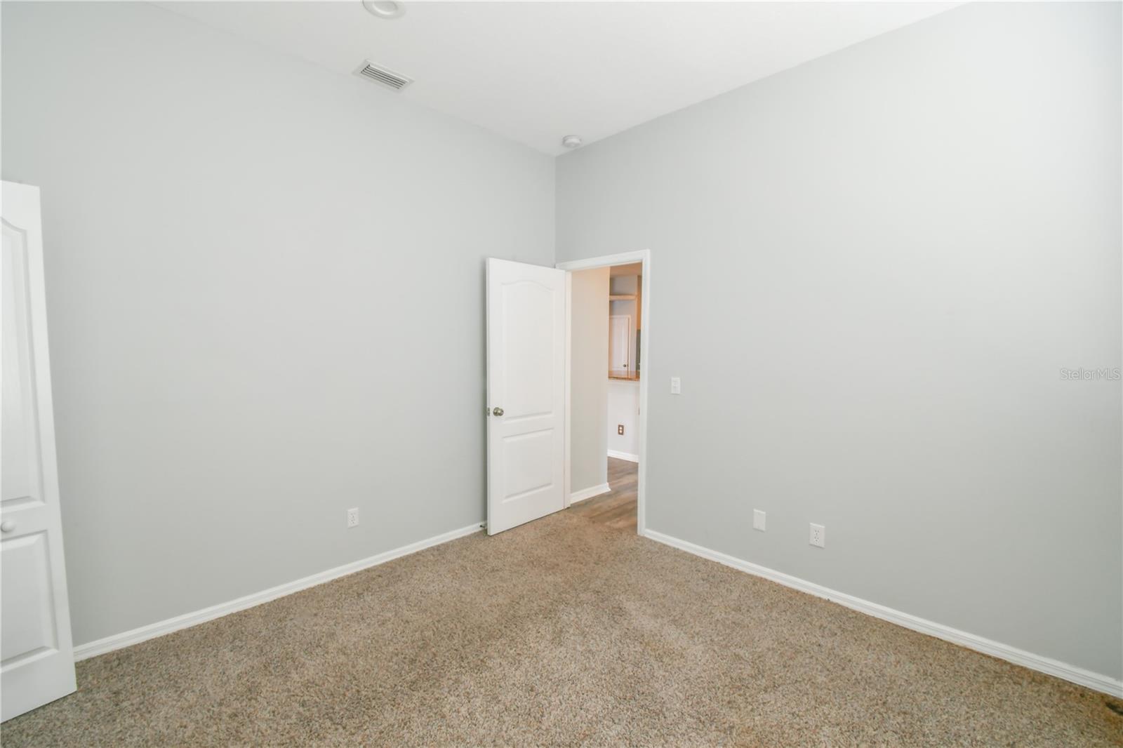 LAKE OLYMPIA CLUB - Residential