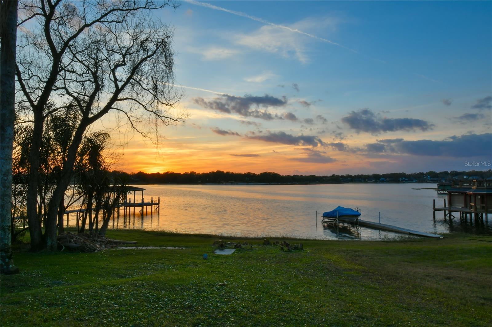 LAKE OLYMPIA CLUB - Residential