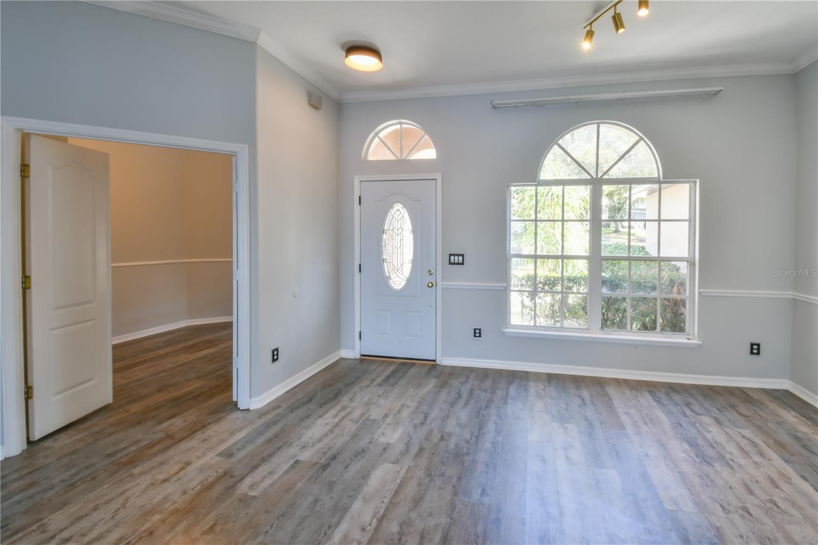 LAKE OLYMPIA CLUB - Residential