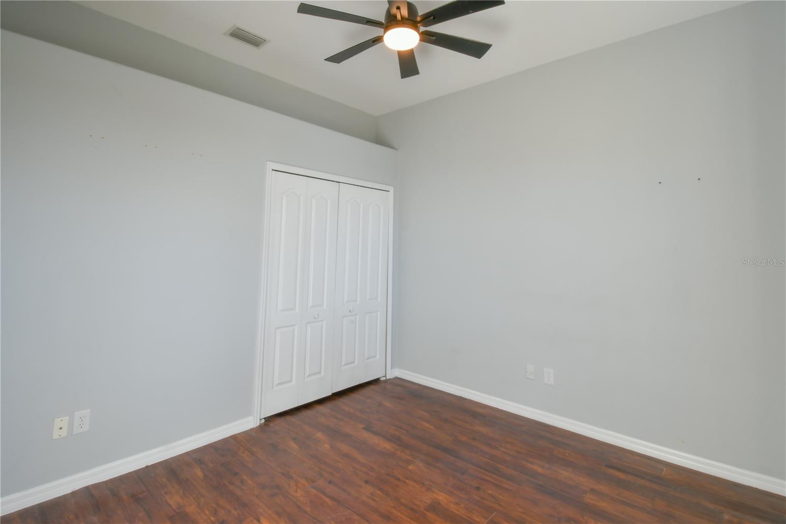 LAKE OLYMPIA CLUB - Residential