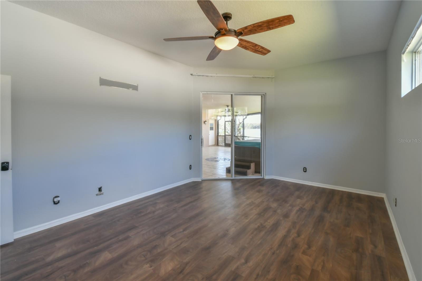 LAKE OLYMPIA CLUB - Residential